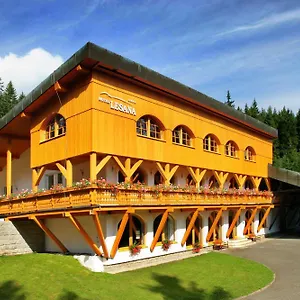 Lesana Hotel